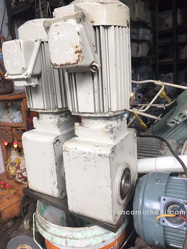 m&ocirc; tơ giảm tốc cốt &acirc;m Sumitomo