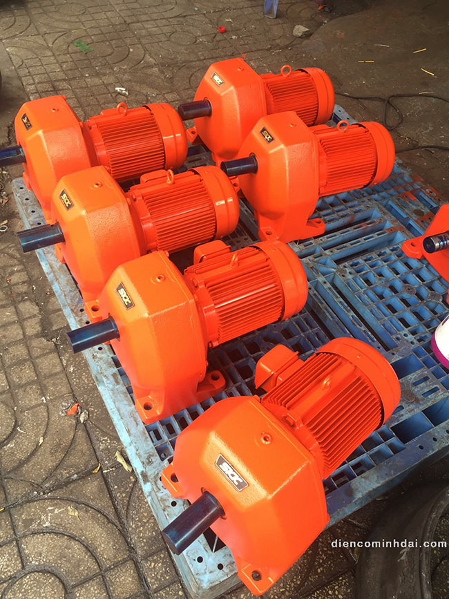 Mua m&ocirc; tơ giảm tốc ở đ&acirc;u